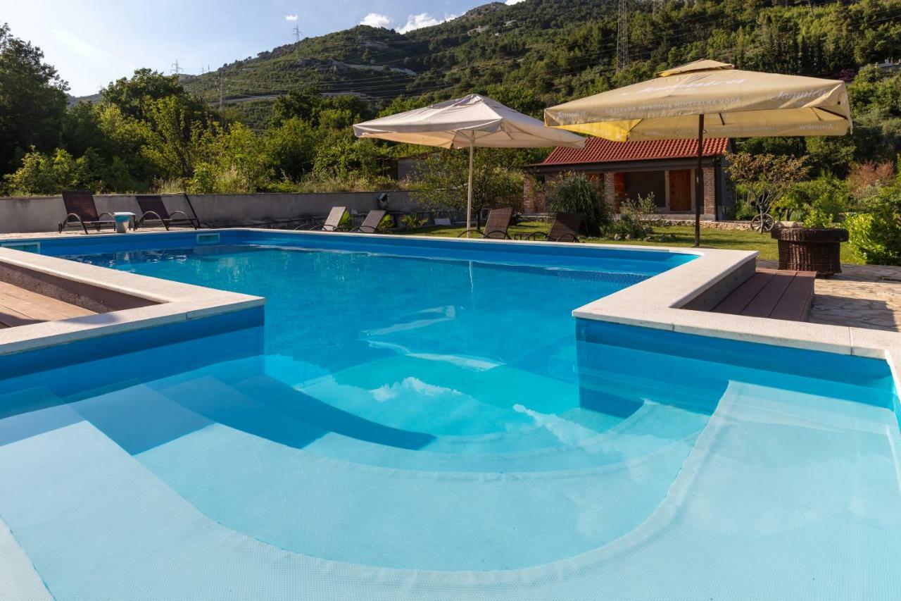 Apartments Bubalo Omiš Εξωτερικό φωτογραφία