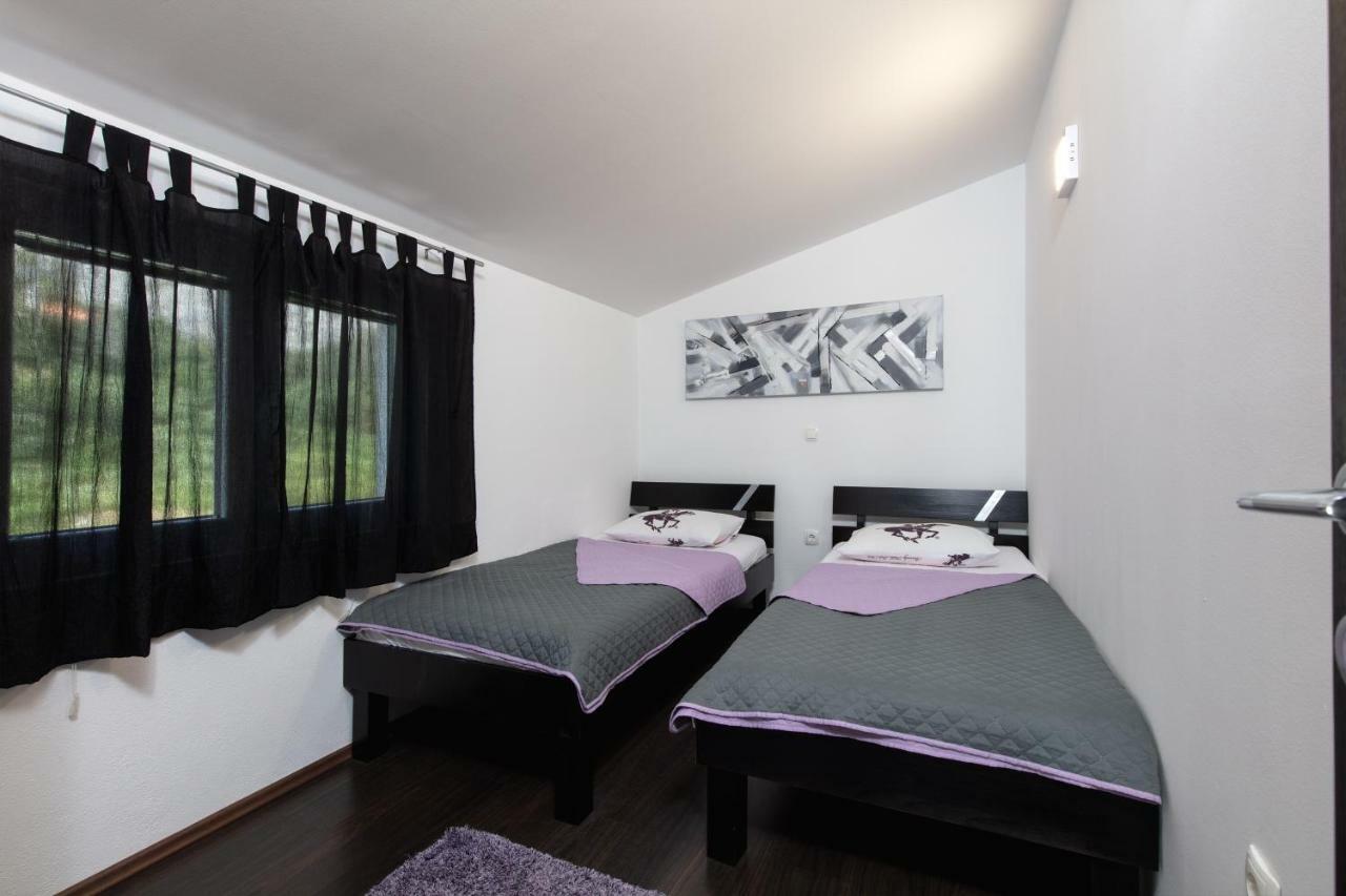 Apartments Bubalo Omiš Εξωτερικό φωτογραφία