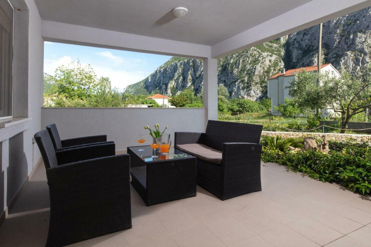 Apartments Bubalo Omiš Εξωτερικό φωτογραφία